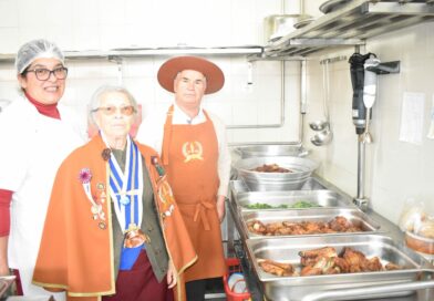 Confraria Valeguense preparou almoço para seniores e crianças